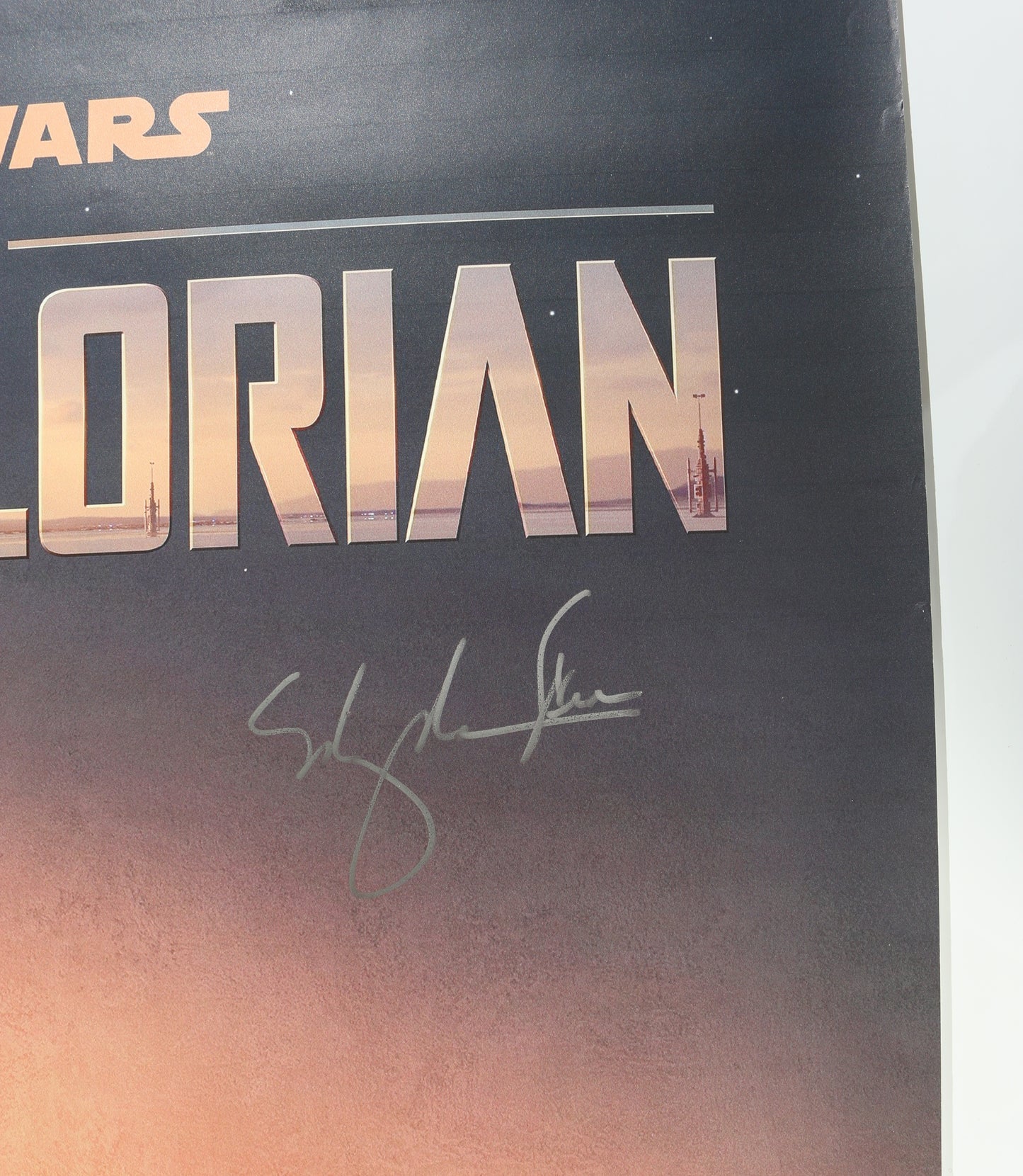 
                  
                    Star Wars: The Mandalorian 27x40 Poster (SWAU Witnessed) Cast Signed by Gina Carano, Bill Burr, Ming-Na Wen, & Chris Bartlett
                  
                