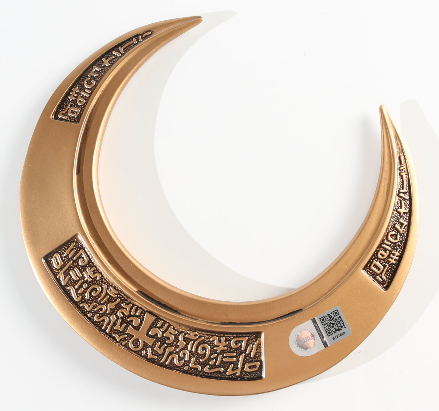 
                  
                    Moon Knight Prop Replica Crescent Blade (SWAU) Signed by Oscar Isaac with Character Name
                  
                