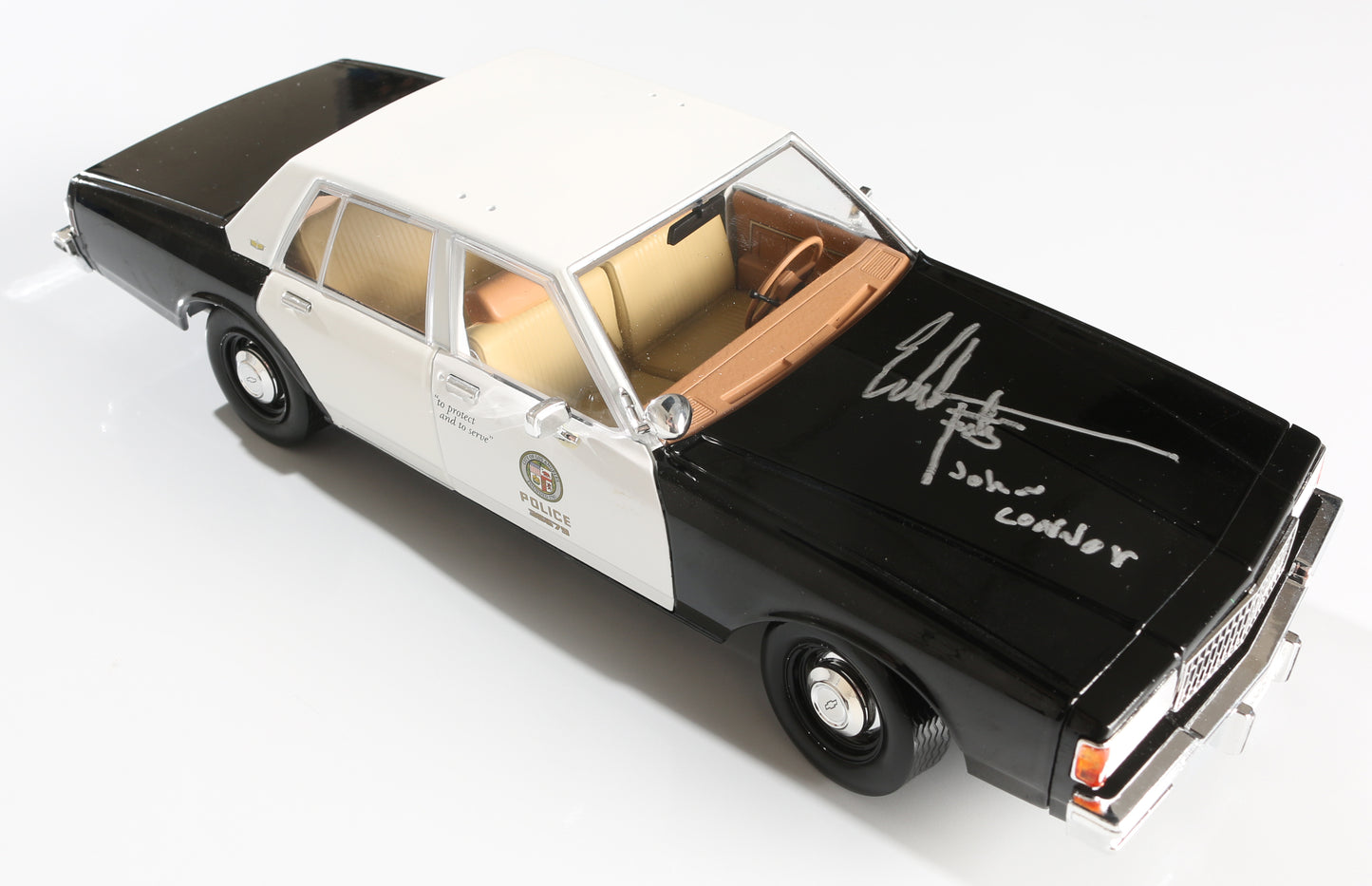 
                  
                    Edward Furlong as John Connor in Terminator 2: Judgment Day Signed Greenlight Artisan 1:18 Scale Model Police Car with Character Name
                  
                