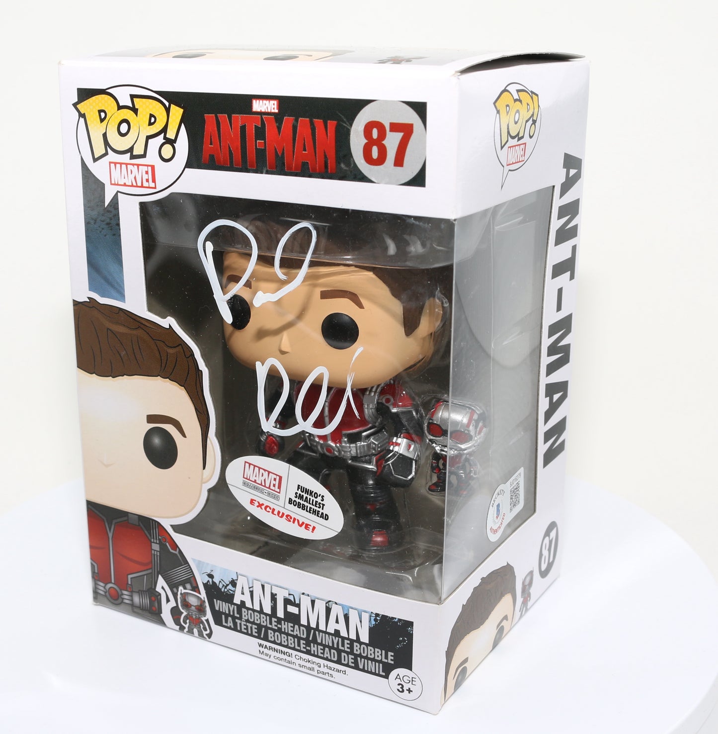 
                  
                    Paul Rudd as Ant-Man in Ant-Man Marvel Exclusive (Beckett) Signed Funko POP! #87
                  
                
