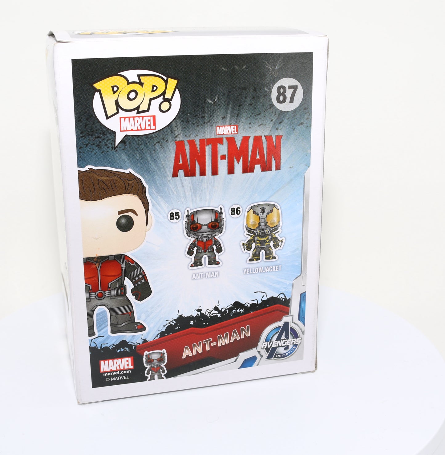 
                  
                    Paul Rudd as Ant-Man in Ant-Man Marvel Exclusive (Beckett) Signed Funko POP! #87
                  
                