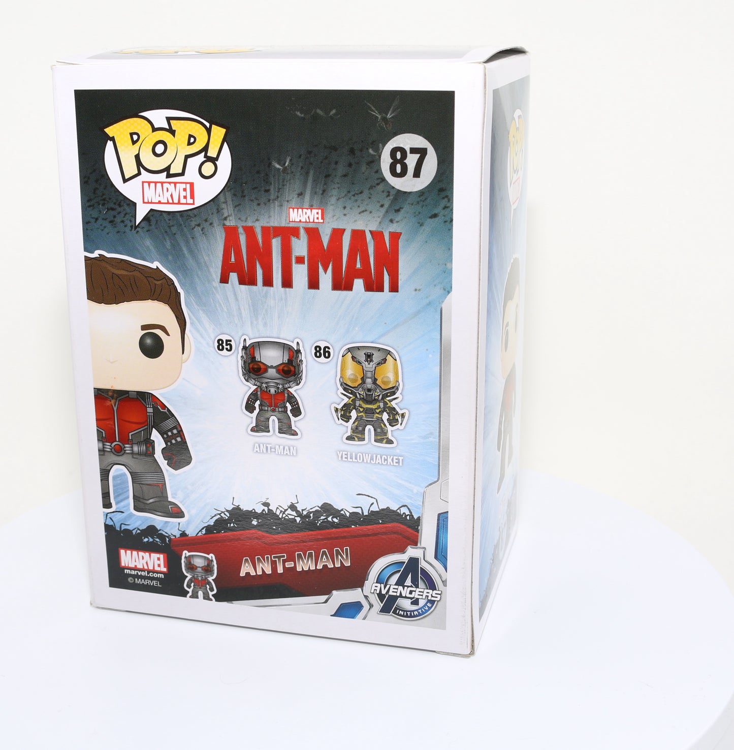 
                  
                    Paul Rudd as Ant-Man in Ant-Man Marvel Exclusive (Beckett) Signed Funko POP! #87
                  
                