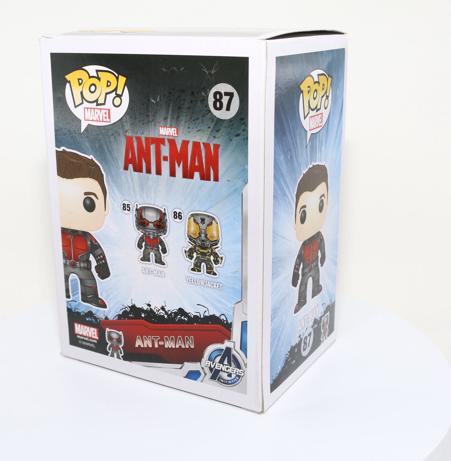 
                  
                    Paul Rudd as Ant-Man in Ant-Man Marvel Exclusive (Beckett) Signed Funko POP! #87
                  
                