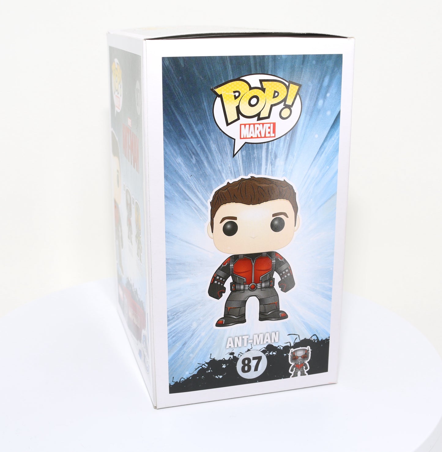 
                  
                    Paul Rudd as Ant-Man in Ant-Man Marvel Exclusive (Beckett) Signed Funko POP! #87
                  
                