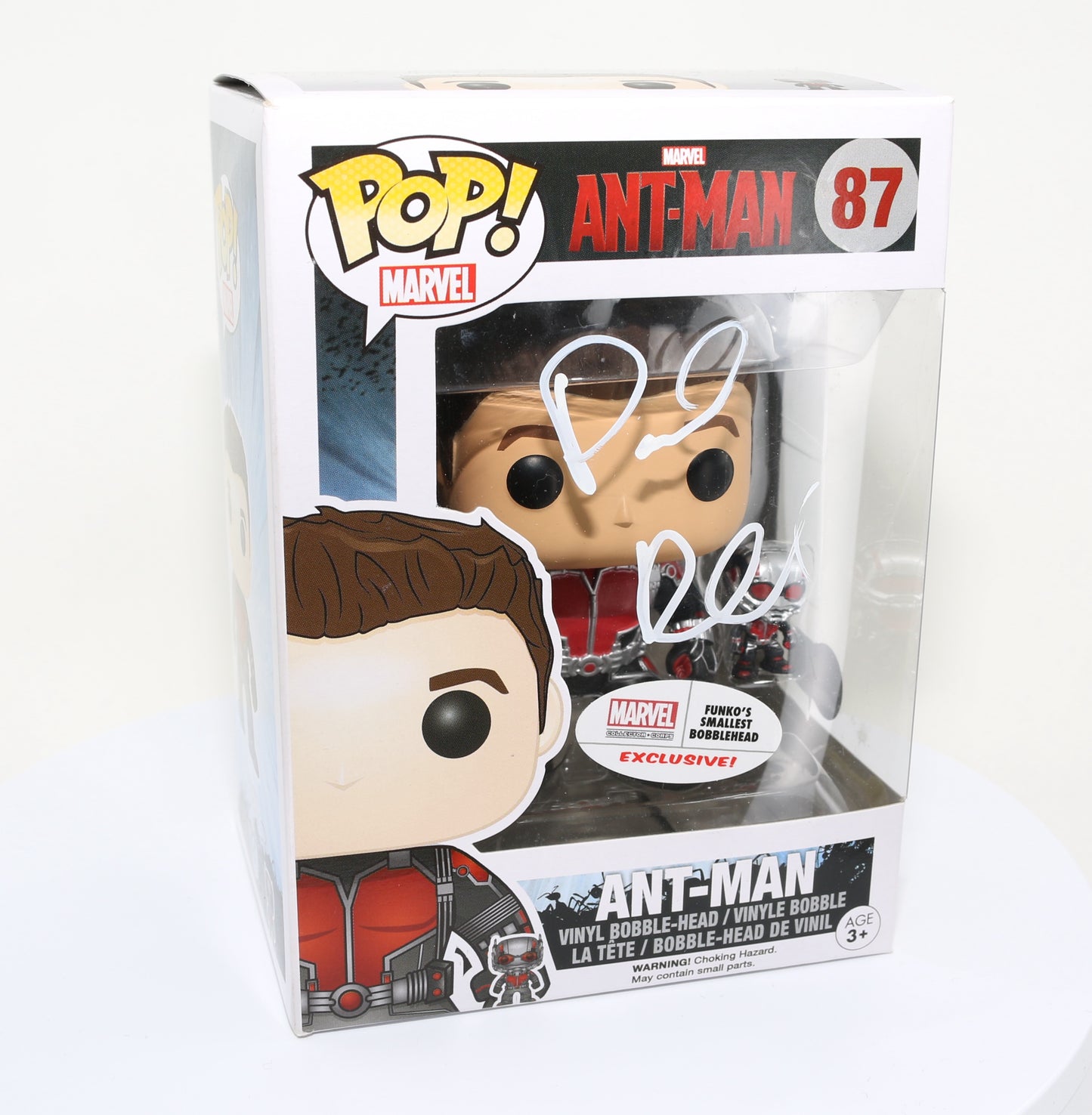
                  
                    Paul Rudd as Ant-Man in Ant-Man Marvel Exclusive (Beckett) Signed Funko POP! #87
                  
                