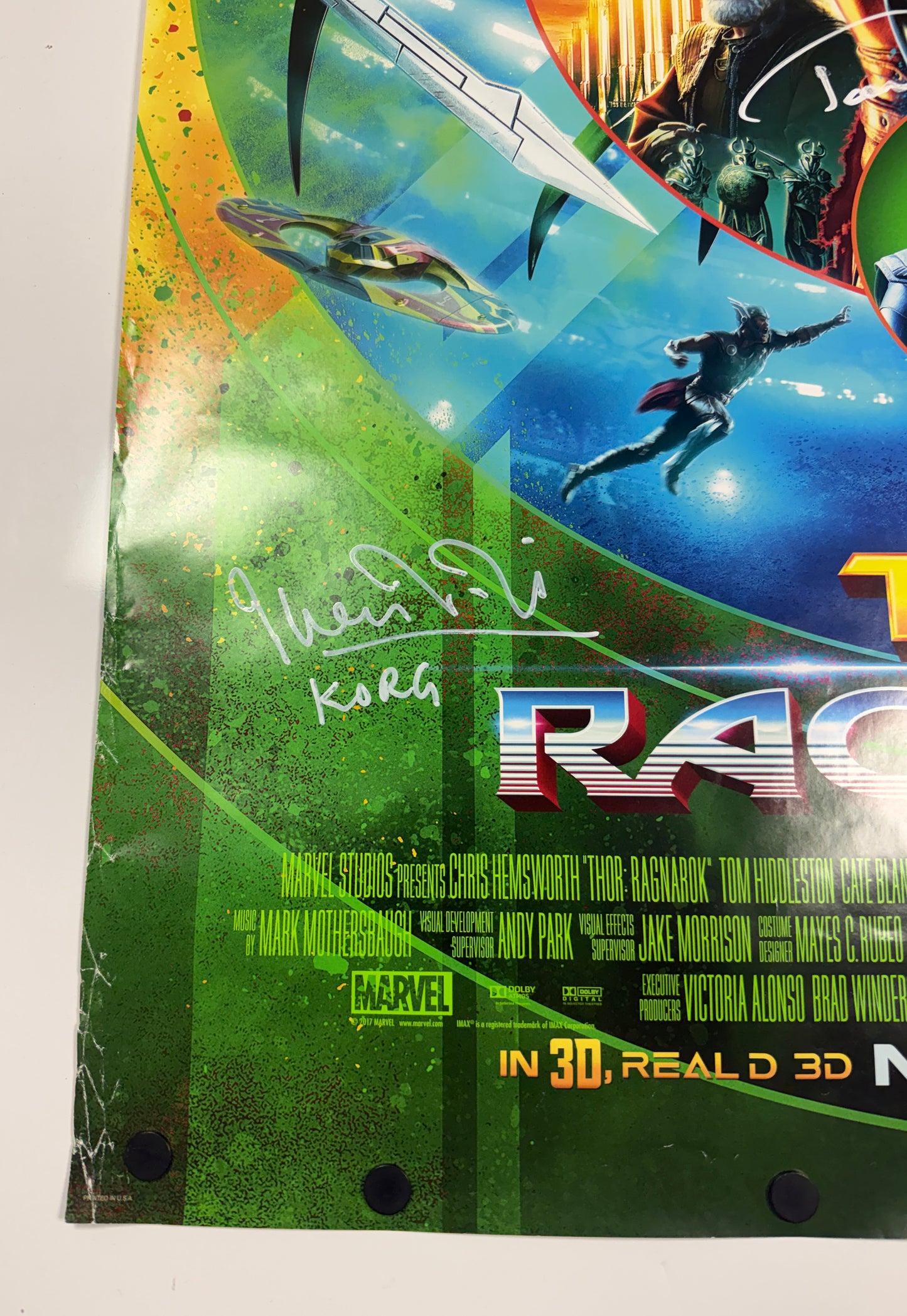 
                  
                    Thor: Ragnarok 27x40 Poster (SWAU) Cast Signed by Chris Hemsworth, Anthony Hopkins, Mark Ruffalo, Idris Elba, Tom Hiddleston, & Taika Waititi with Character Names
                  
                