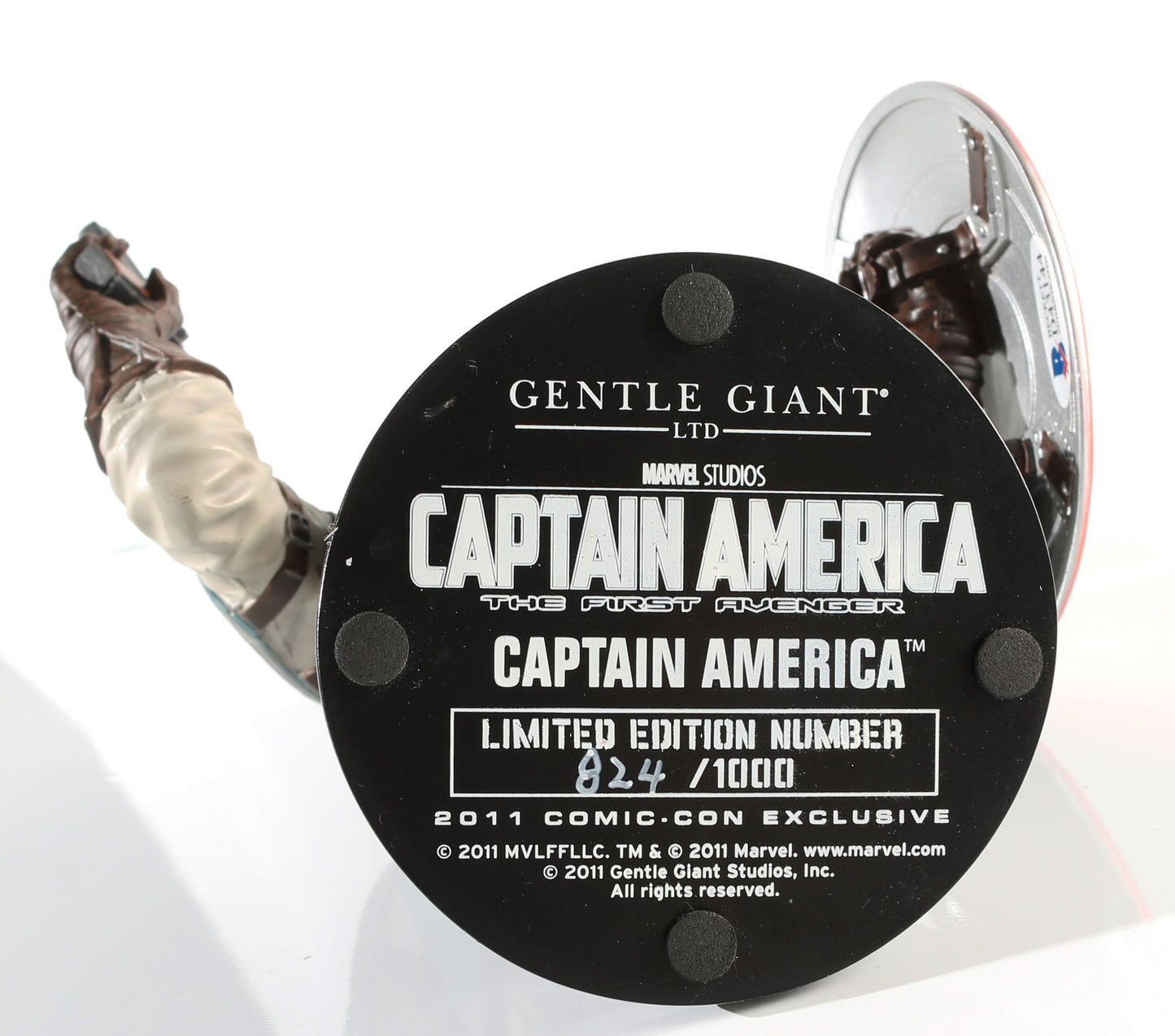 
                  
                    Chris Evans as Captain America in Captain America: The First Avenger (Beckett) Signed Gentle Giant Collectible Bust Statue
                  
                