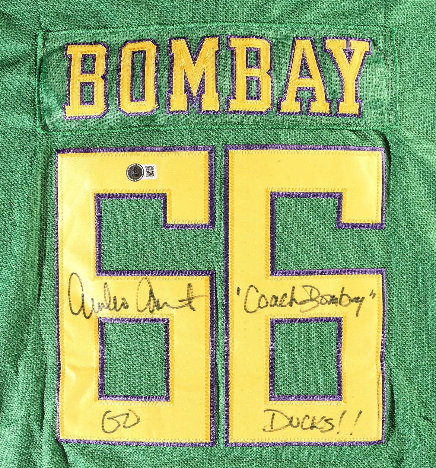 
                  
                    Coach Gordon Bombay from The Mighty Ducks (Beckett) Prop Replica Jersey Signed by Emilio Estevez with Character Name & Quote
                  
                
