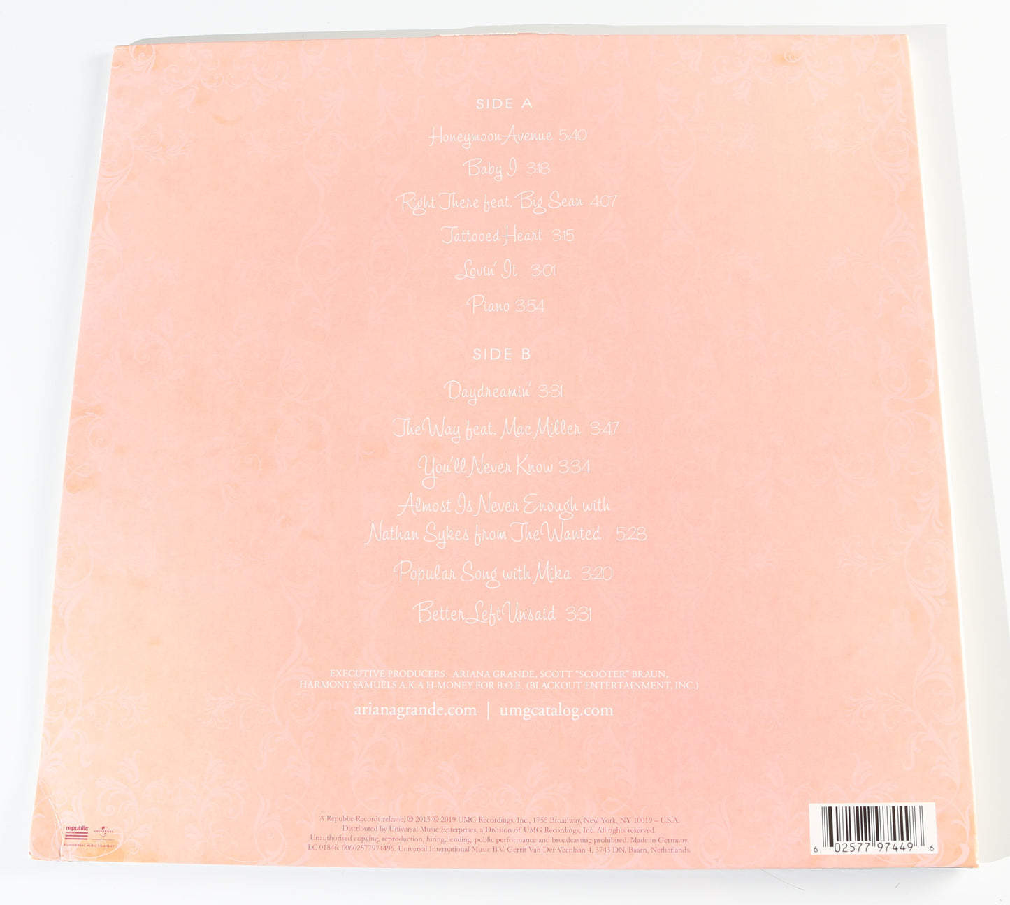 
                  
                    Ariana Grande: Yours Truly LP 12" Vinyl Record Signed by Ariana Grande
                  
                