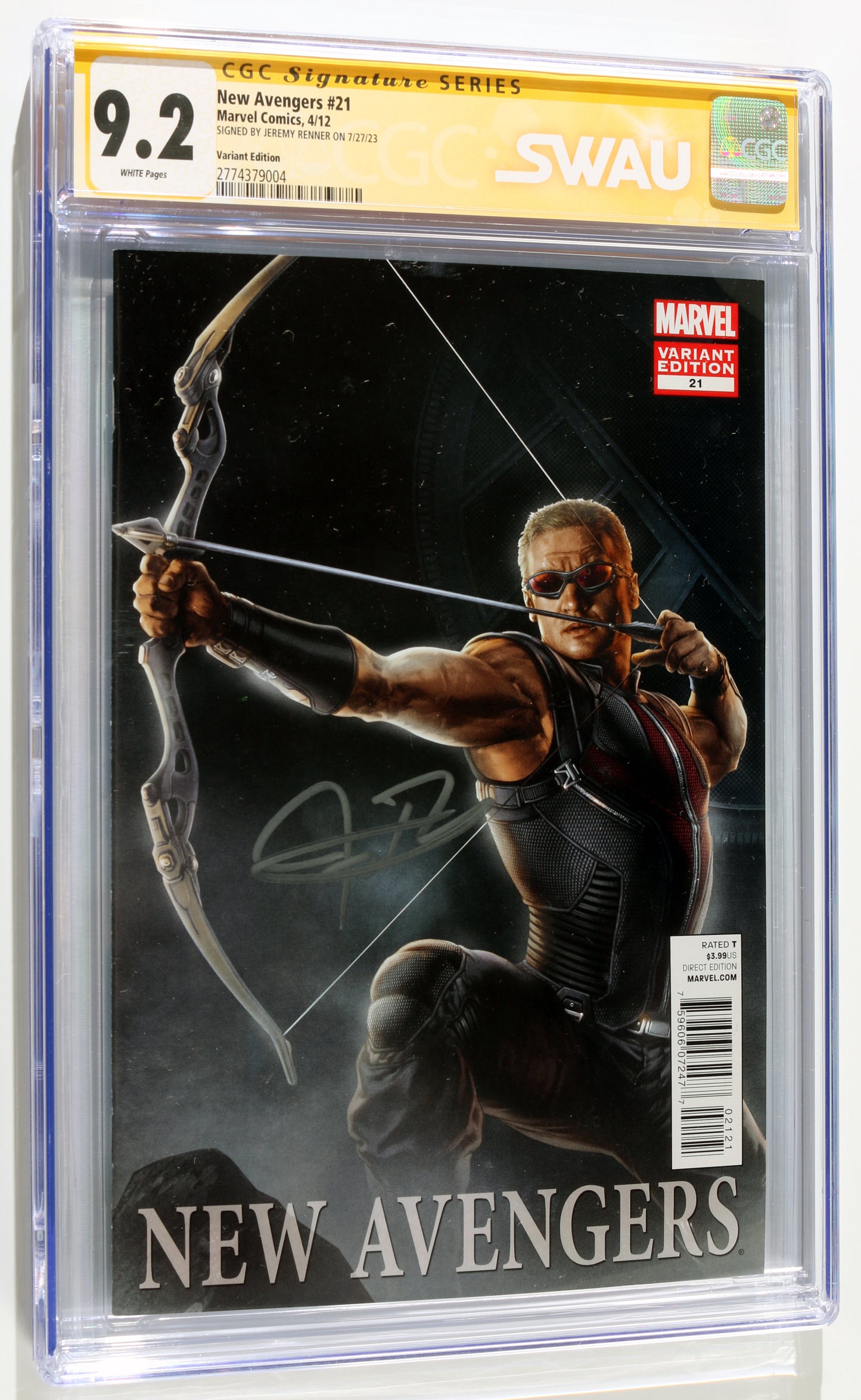 
                  
                    New Avengers #21 - Signed by Jeremy Renner as Hawkeye from The Avengers (SWAU CGC Signature Series 9.2) 2023
                  
                