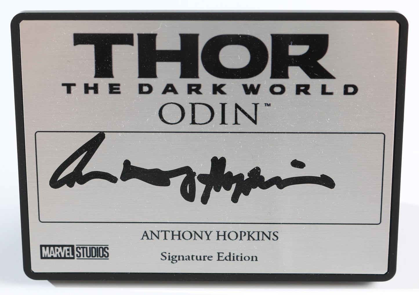 
                  
                    Anthony Hopkins as Odin in Thor: The Dark World (SWAU) Signed 2.5x3.5 Plaque
                  
                