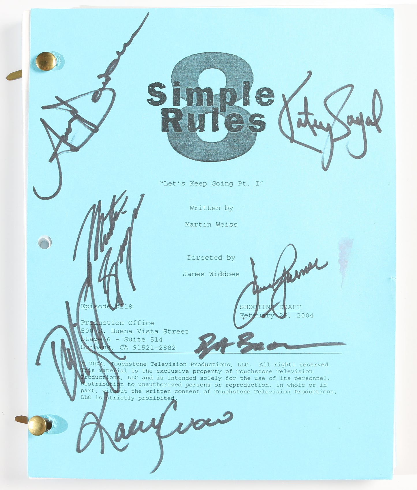 
                  
                    8 Simple Rules 'Let's Keep Going: Part 1' Script Cast Signed by Kaley Cuoco, Katey Sagal, James Garner, Martin Weiss, Amy Davidson, Billy Aaron Brown, & David Spade
                  
                