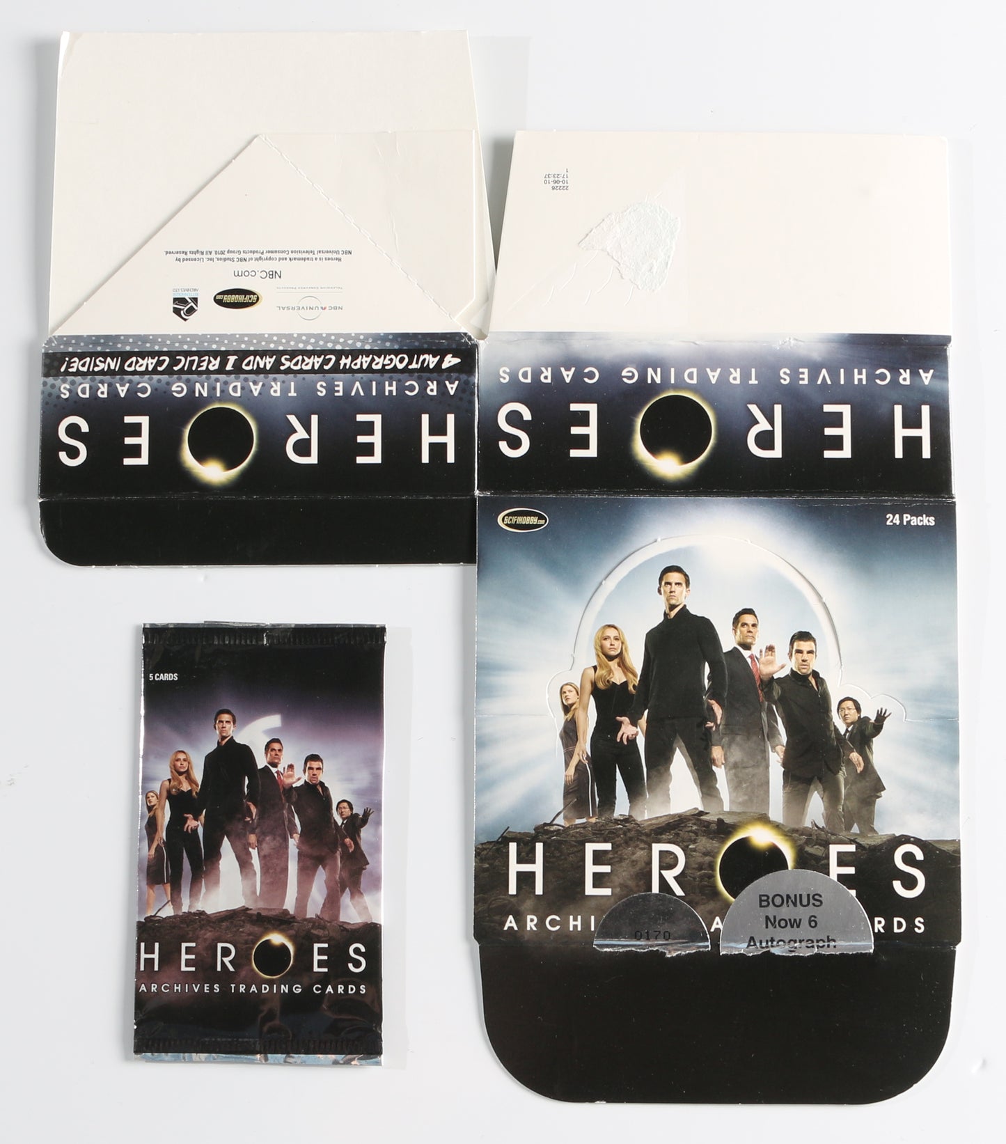 
                  
                    Heroes Rittenhouse Trading Cards 134pc LOT with 43 Cards Signed by Hayden Panettiere, Kristen Bell, Ernie Hudson, Bruce Boxleitner, George Takei, Jack Coleman, James Kyson Lee, Malcolm McDowell, Eric Roberts, Sendhil Ramamurthy, & More
                  
                