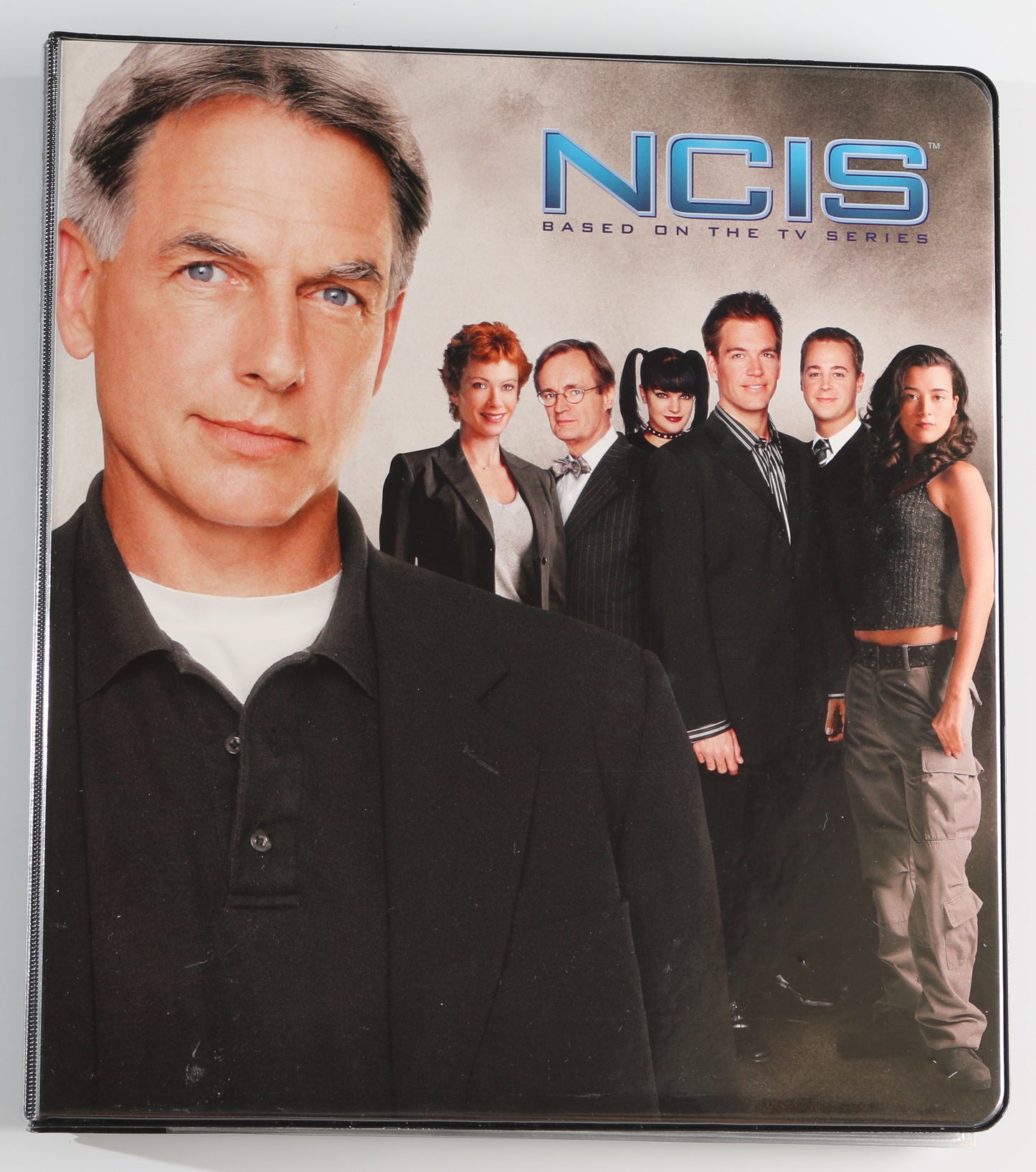 
                  
                    NCIS Rittenhouse Trading Cards 85pc LOT with 18 Cards Signed by Pauley Perrette, Bob Newhart, Sandra Hess, Alicia Coppola, Charles Durning, Michael Nouri, Cheryl Ladd, Sean Harmon, Stephanie Mello, Diane Neal, & More
                  
                