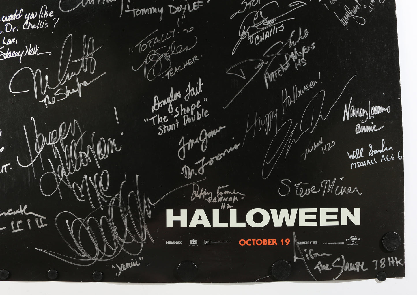 
                  
                    Halloween 27x40 Poster Cast Signed by James Jude Courtney, Nick Castle, Airon Armstrong, Steve Miner, Danielle Harris, Alan Howarth, Charles Cyphers, Jeffrey Kramer, Chris Durand, Nancy Loomis, Will Sandin, Douglas Tait, & More
                  
                