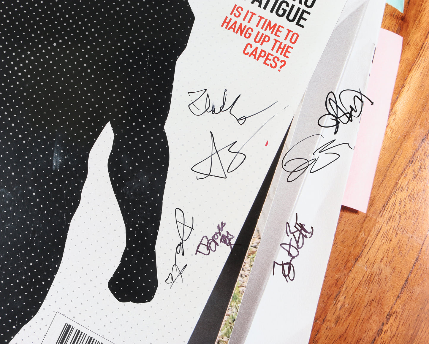 
                  
                    Wonder Man 27x40 Poster Cast Signed by Yahya Abdul-Mateen II, Zlatko Burić, Arian Moayed, X Mayo, Demetrius Grosse, Byron Bowers, & Director: Destin Daniel Cretton
                  
                