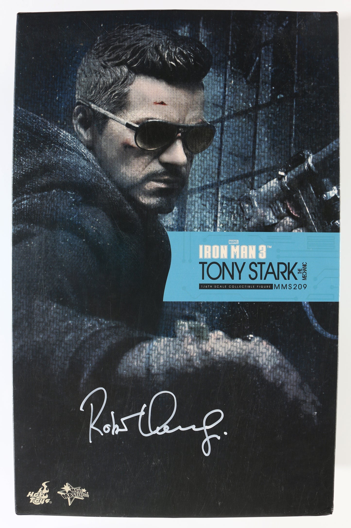 
                  
                    Robert Downey Jr. as Tony Stark [The Mechanic] / Iron Man in Iron Man 3 (Beckett Witnessed) Signed Hot Toys MMS209 1/6th Scale Action Figure
                  
                