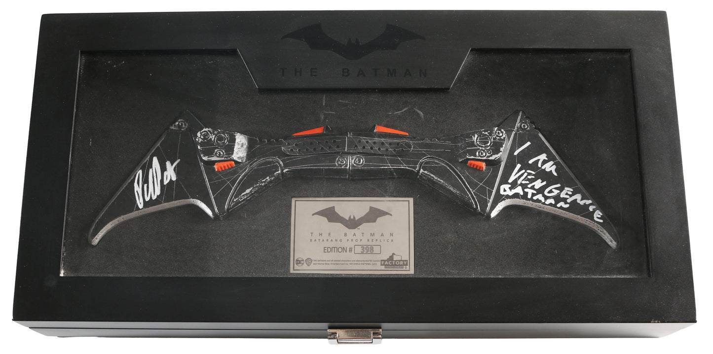 
                  
                    Robert Pattinson as Batman in The Batman Signed Factory Entertainment LE #398 Prop Replica Batarang with Character Name & Quote
                  
                