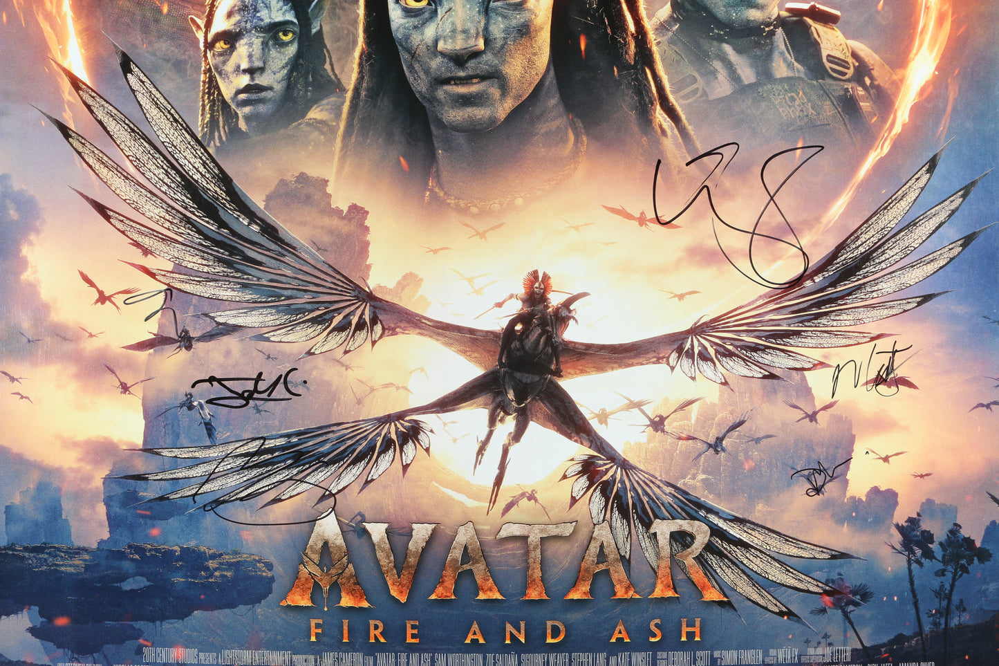 
                  
                    Avatar: Fire & Ash 27x40 Poster Cast Signed by Britain Dalton, Jack Champion, Joel David Moore, David Thewlis, Matt Gerald, & Miley Cyrus
                  
                