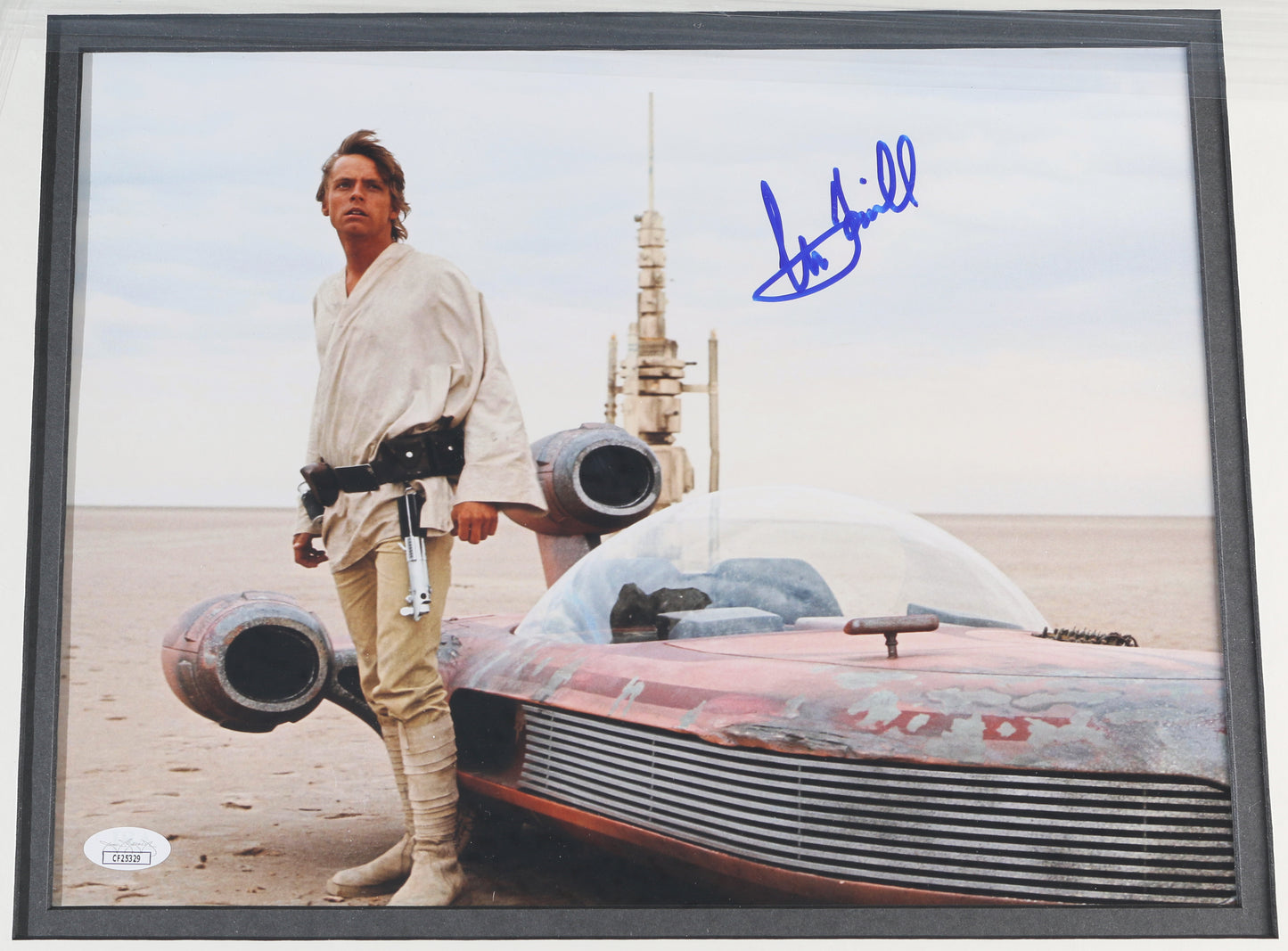 
                  
                    Mark Hamill as Luke Skywalker in Star Wars: A New Hope Framed Signed 11x14 Photo with Prop Replica Medal
                  
                
