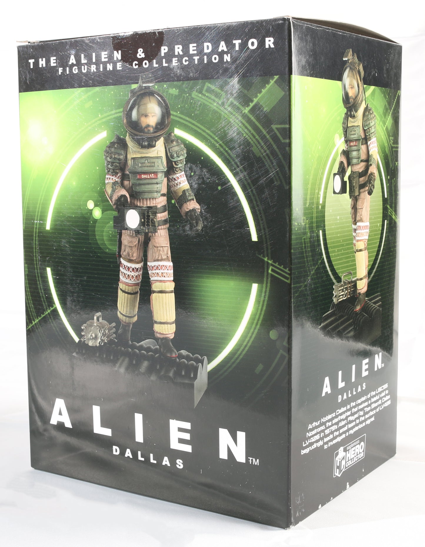 
                  
                    Tom Skerritt as Dallas in Alien Signed Eaglemoss Statue
                  
                