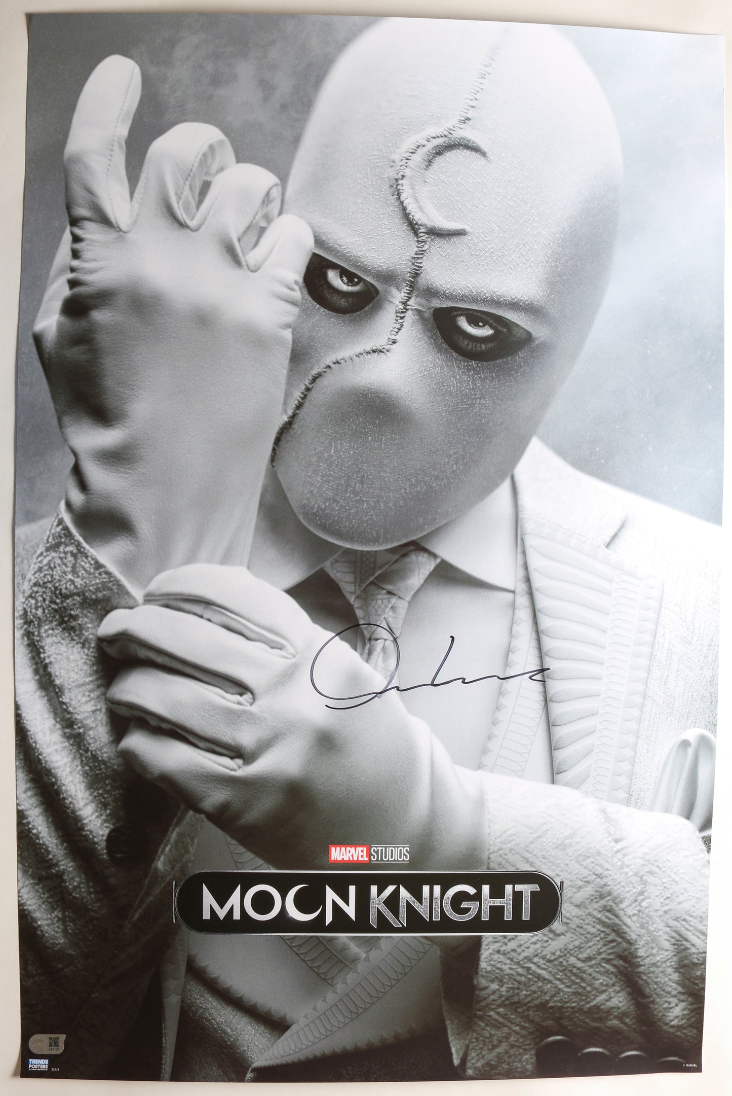 
                  
                    Oscar Isaac as Moon Knight (SWAU) Signed 22x34 Poster
                  
                