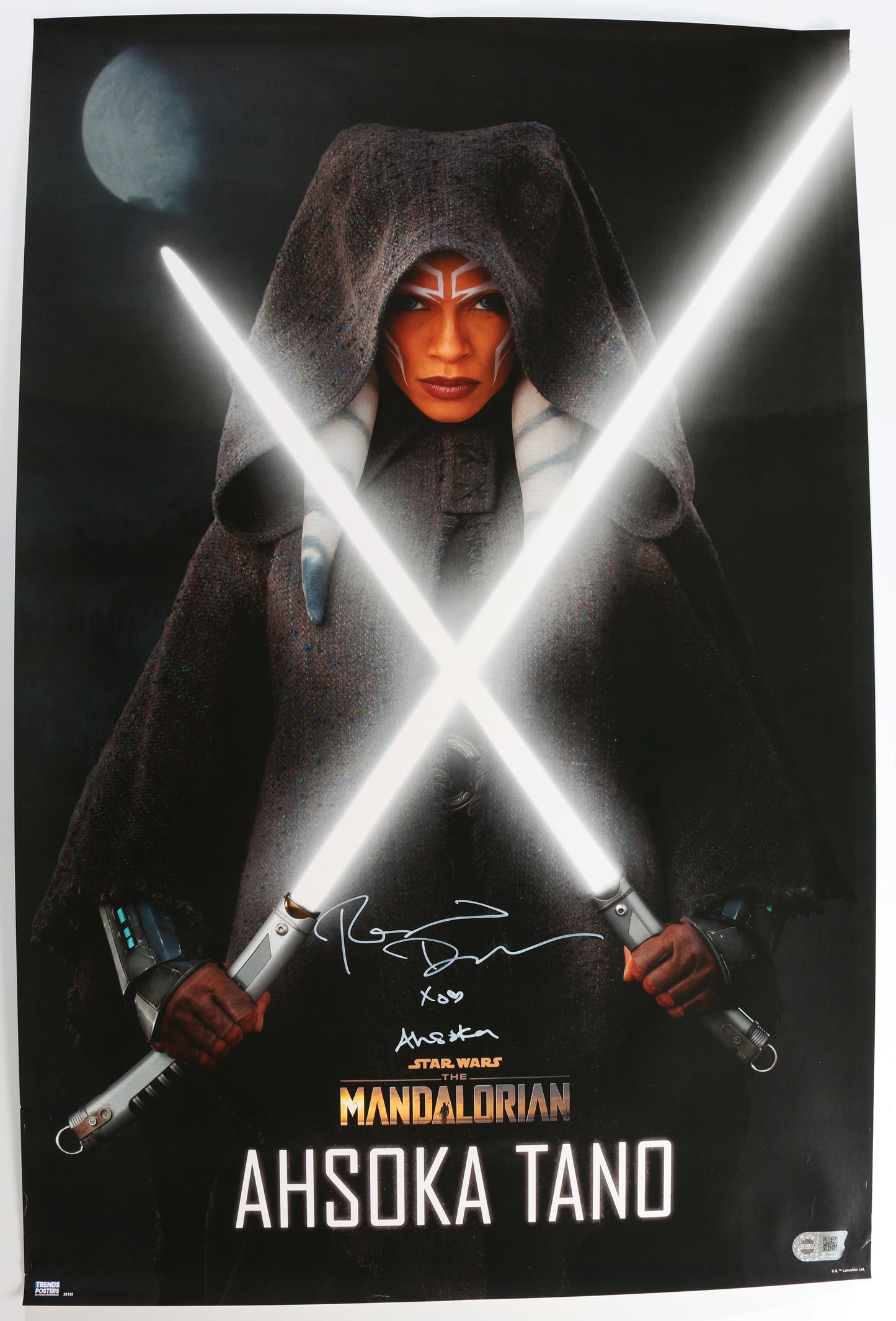 
                  
                    Rosario Dawson as Ahsoka Tano in Star Wars: Ahsoka (SWAU) Signed 22x34 Poster with Character Name
                  
                
