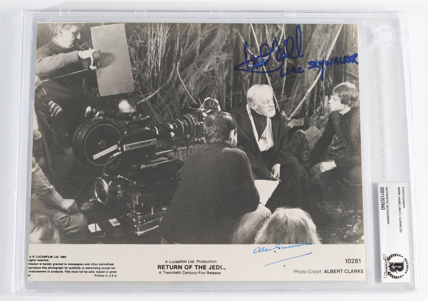
                  
                    Alec Guinness as Force Ghost Obi-Wan Kenobi & Mark Hamill as Luke Skywalker in Star Wars: Return of the Jedi (Beckett Slabbed) Signed 8x10 Lobby Card - Incredibly Rare
                  
                