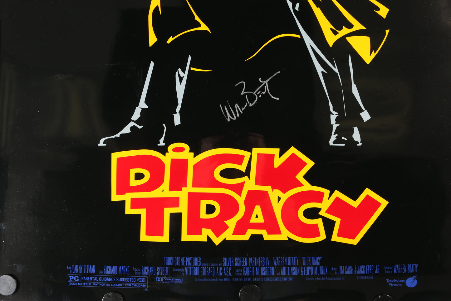 
                  
                    Warren Beatty as Dick Tracy in Dick Tracy Signed 27x40 Poster
                  
                