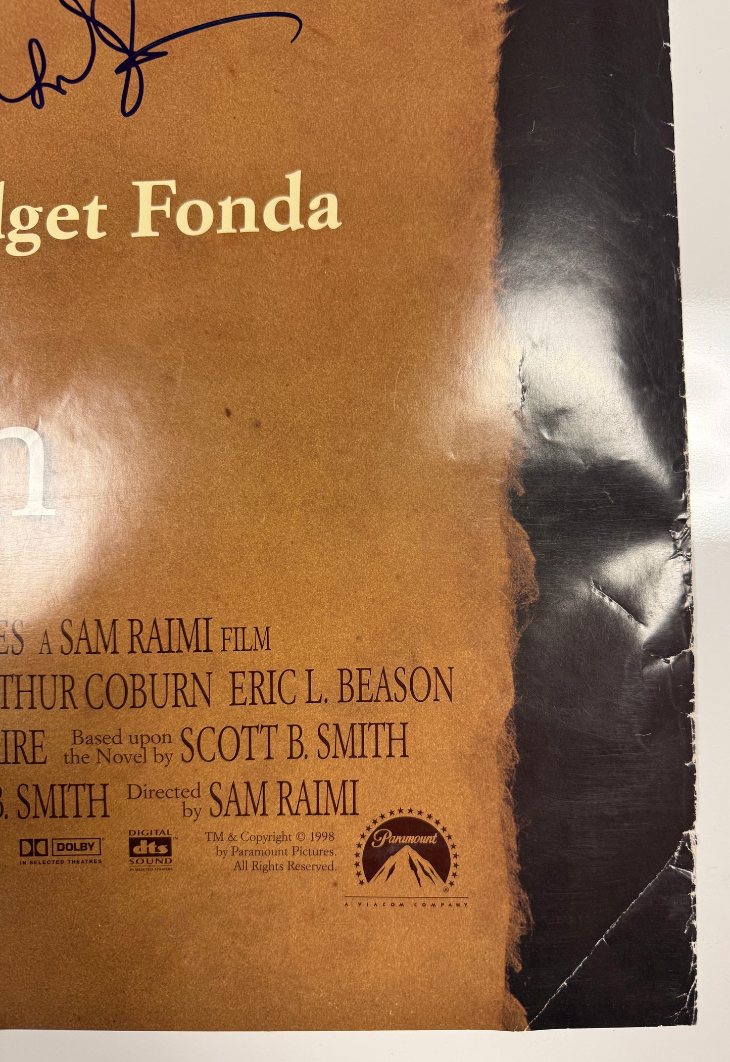 
                  
                    Billy Bob Thornton as Jacob & Bridger Fonda as Sarah in A Simple Plan Signed 27x40 Poster
                  
                