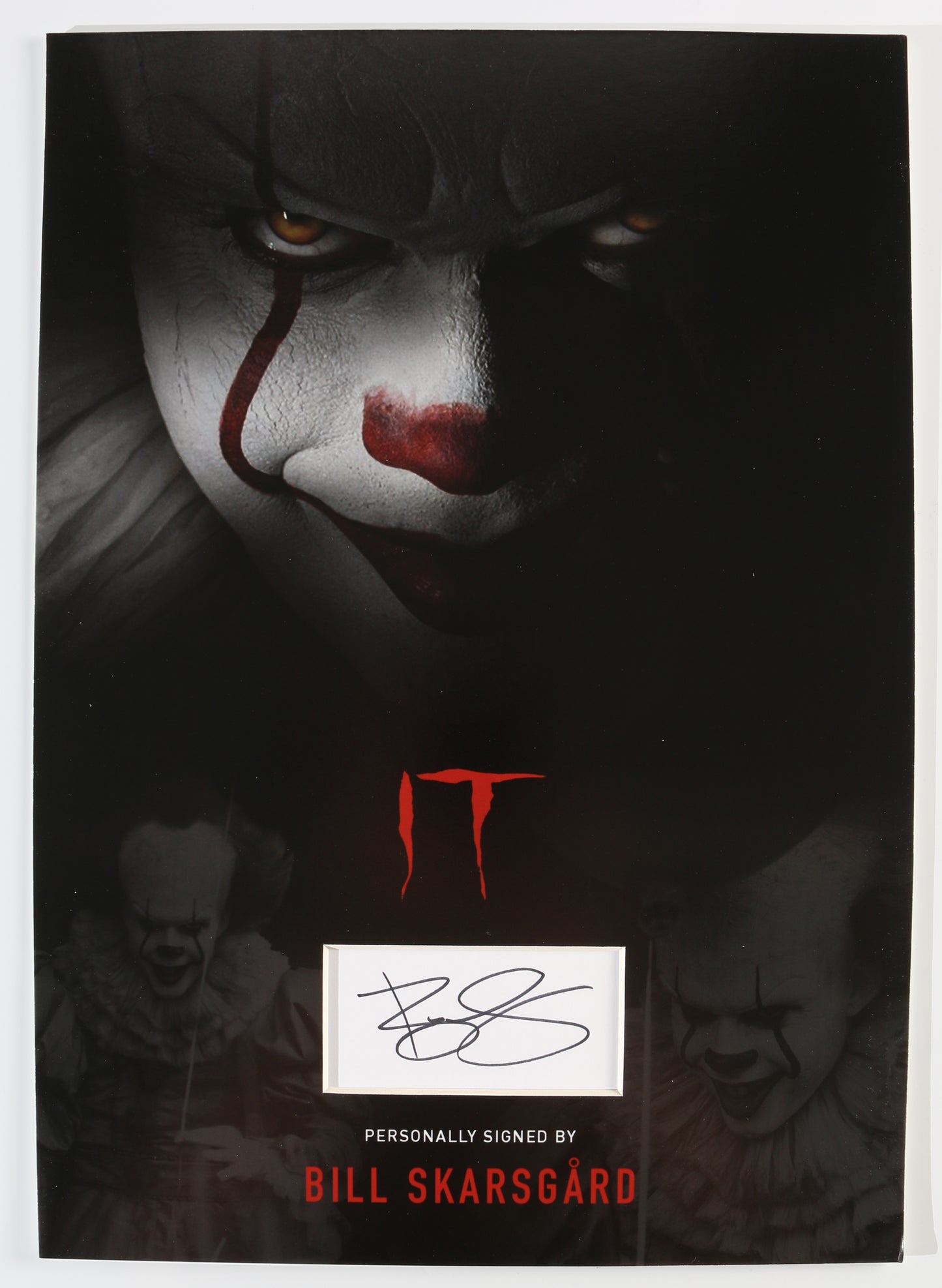 
                  
                    Bill Skarsgård as Pennywise in IT (SWAU) Signed Matted Index Card Display
                  
                