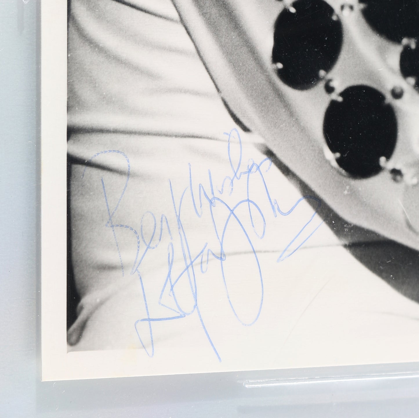 
                  
                    Elton John Singer, Songwriter, & Pianist (Beckett Slabbed) Signed 6.5x8.5 Photo
                  
                