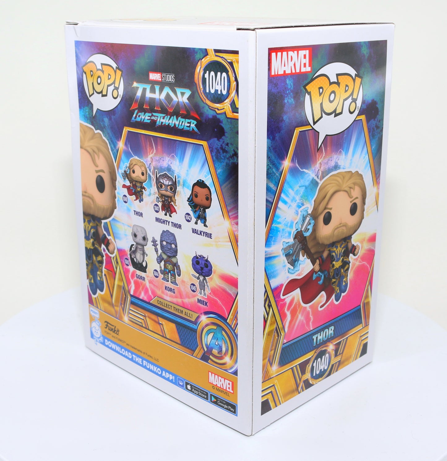
                  
                    Chris Hemsworth as Thor in Thor: Love and Thunder (SWAU) Signed Funko POP!  #1040
                  
                