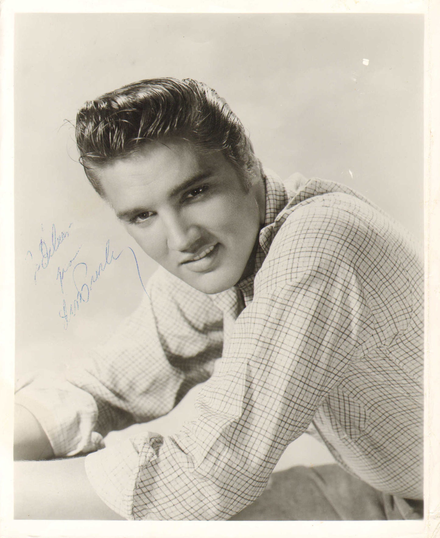 
                  
                    Elvis Presley the King of Rock and Roll Signed 8x10 Photo - Rare
                  
                