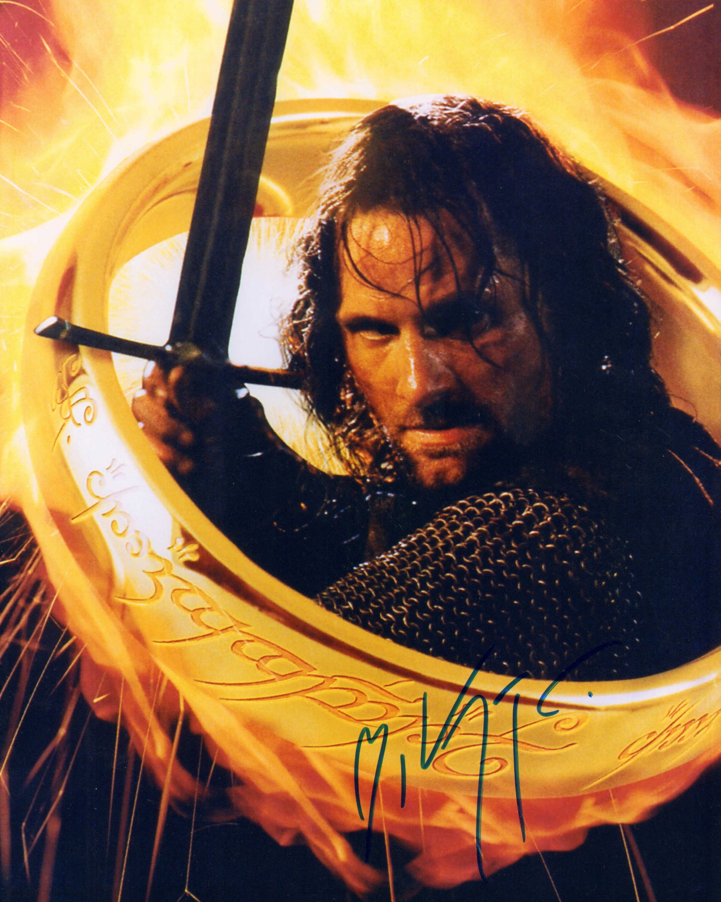 
                  
                    Viggo Mortensen as Aragorn in The Lord of the Rings: The Fellowship of the Ring Signed 8x10 Photo
                  
                