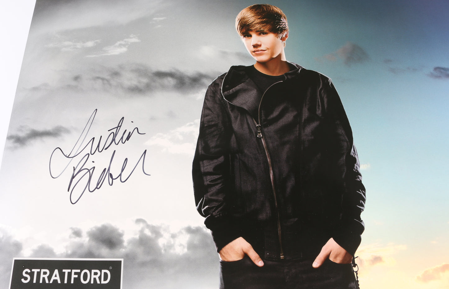 
                  
                    Justin Bieber: Never Say Never 27x40 Poster Signed by Justin Bieber
                  
                